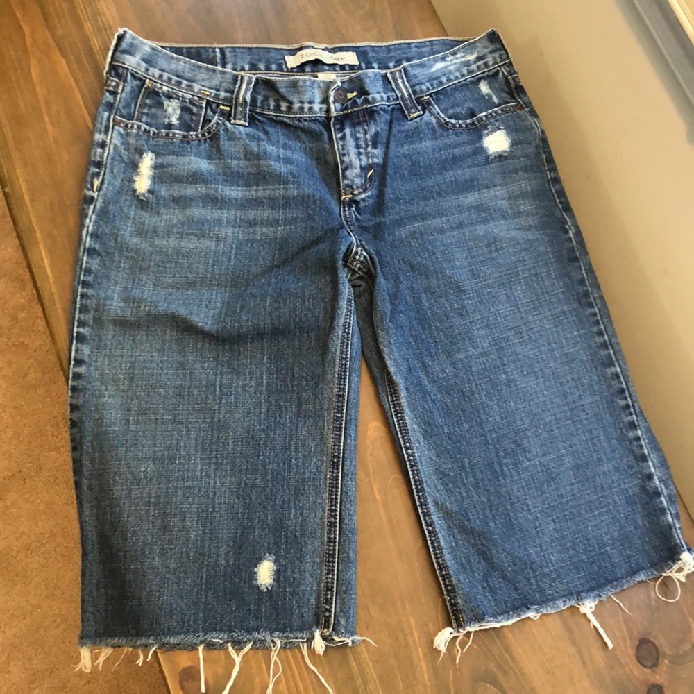 Hollister Jean Capri’s